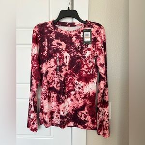 NWT ladies Under Armour long sleeve running shirt